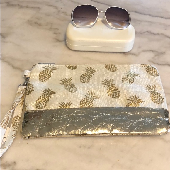 METALLIC PINEAPPLE PRINT CANVAS WRISTLET BAG - Picture 3 of 7